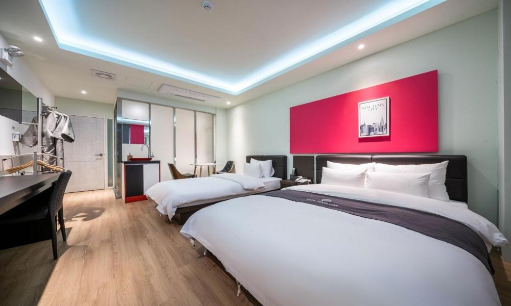 Gimpo Pentastar Hotel Buitenkant foto