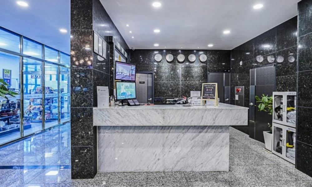 Gimpo Pentastar Hotel Buitenkant foto